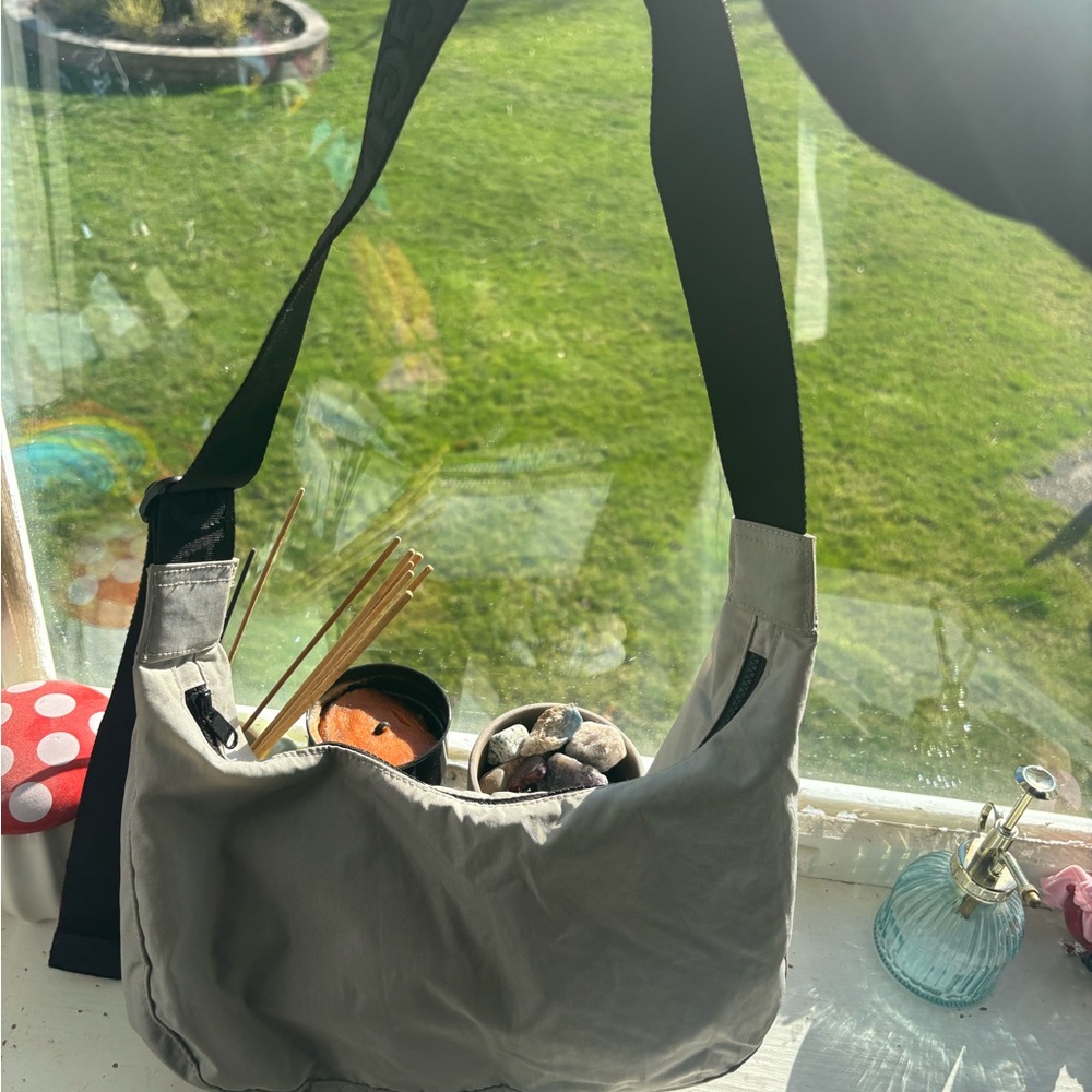 Stylish Gray Shoulder Bag